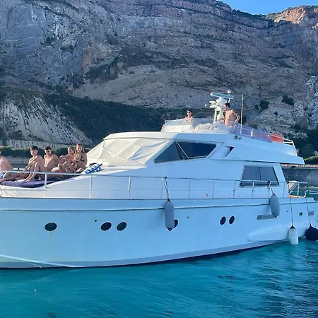 Papiro 2 Boat * Loano